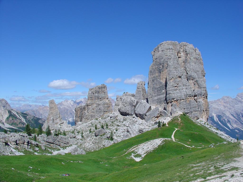 Daniela Apartment Cortina dʼAmpezzo Exteriér fotografie